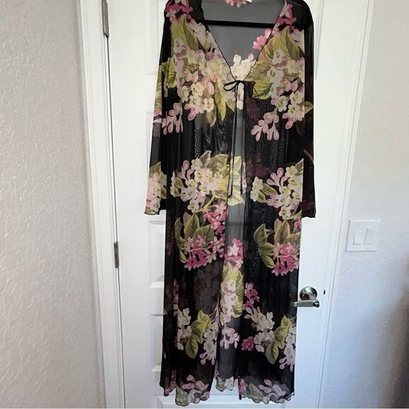 Victoria’s Secret Floral Print Sheer Tie at Top Long Sleeve Maxi Cover Up - Picture 1 of 8